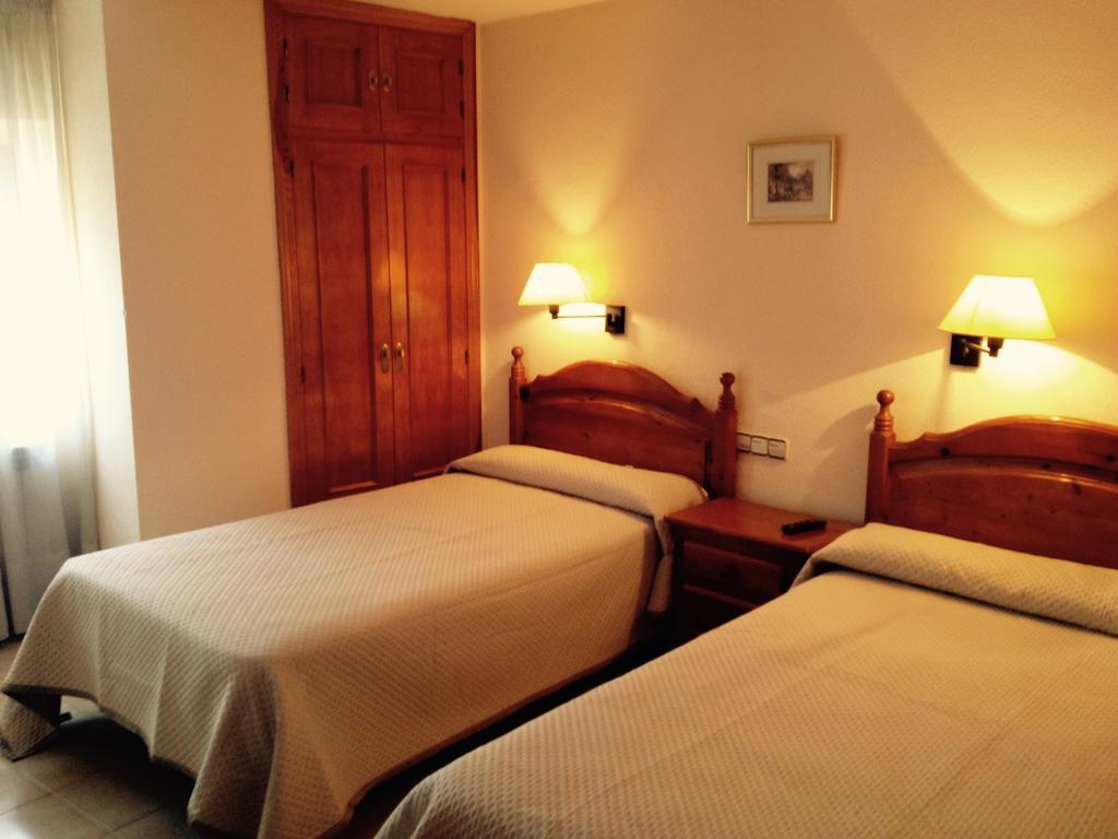 Hostal Nicolas Medinaceli Pokój zdjęcie